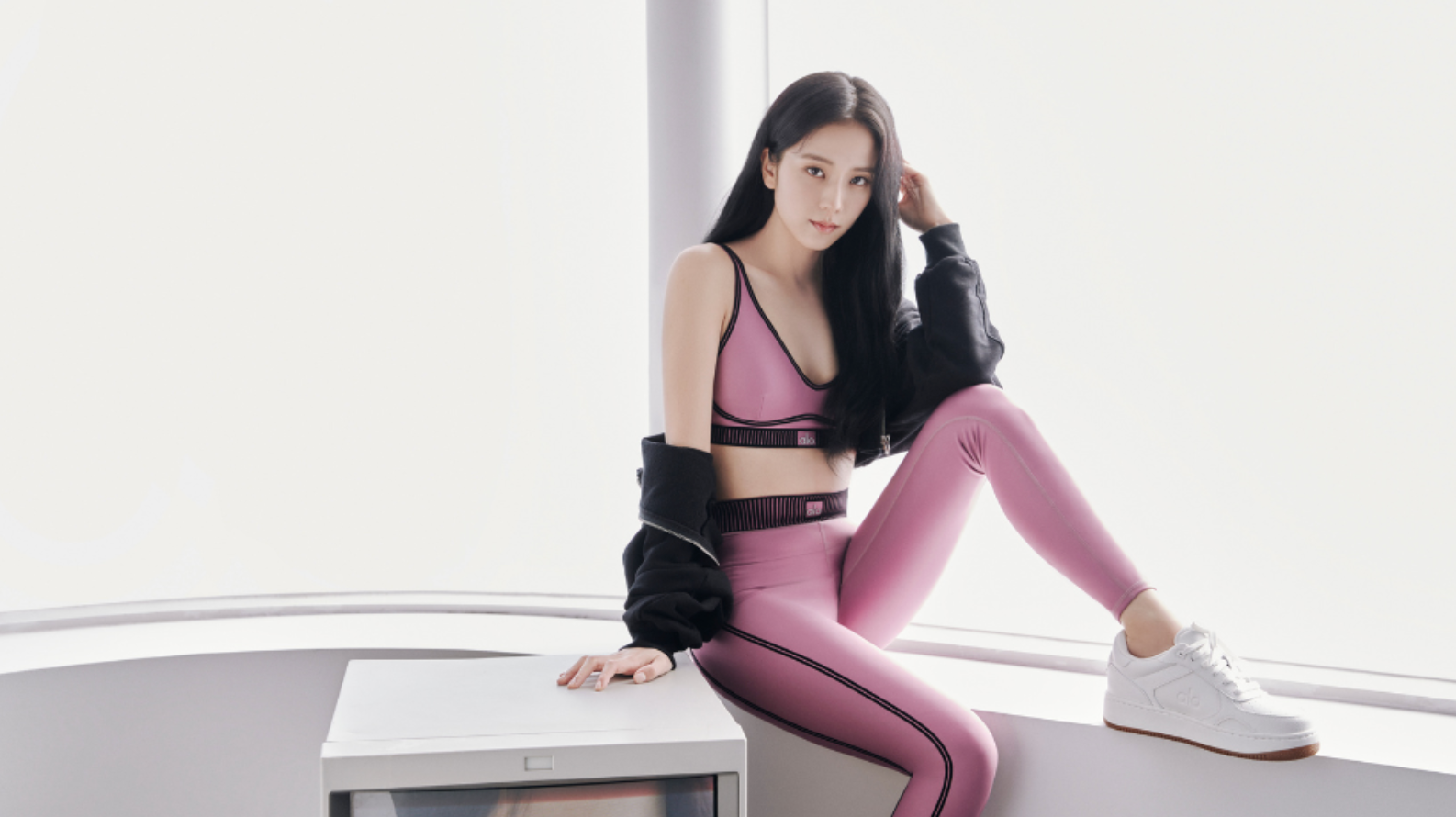 BlackPink’s Jisoo Is Alo Yoga’s Face of Spring 2024